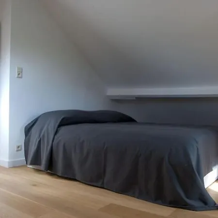 Le Chaperon Βίλα Tellin