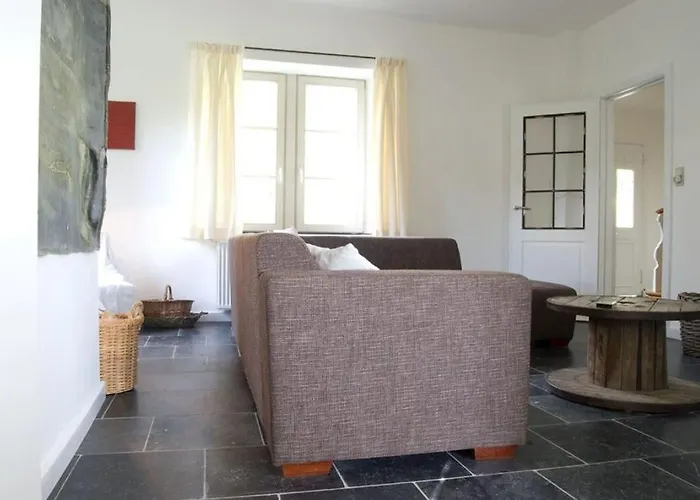 Le Chaperon Villa Tellin